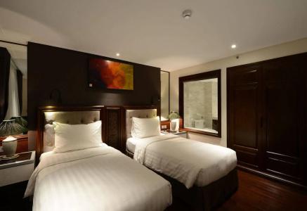 The Chi Novel Hostel - 6