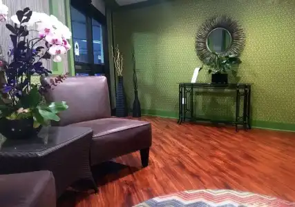 Oasis Inn - 9