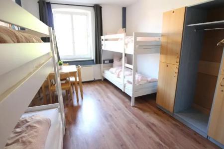 Blue Doors Hostel Ktv - 40