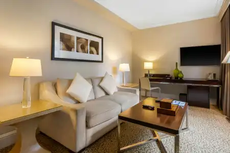 Omni Berkshire Place - 5
