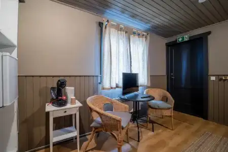 Riverfront Lodge - 15