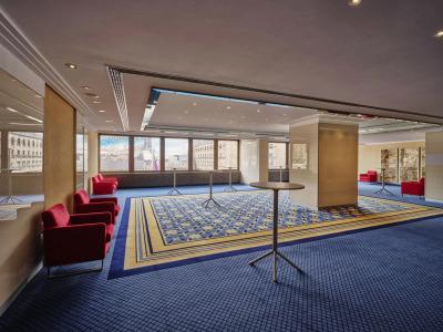 Steigenberger Graf Zeppelin - 39