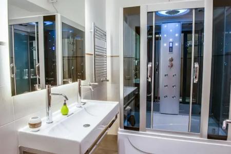 Lh Royal Suites - 57
