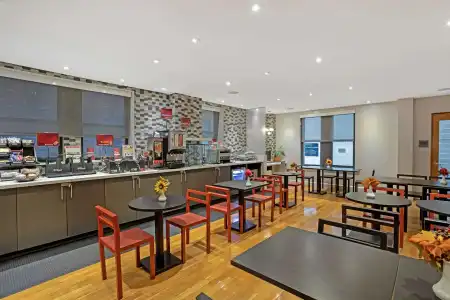 Best Western Plus Hospitality House - 21