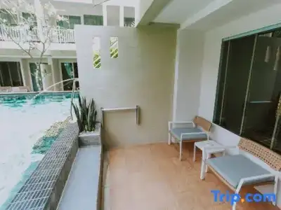 A2 Pool Resort - 32
