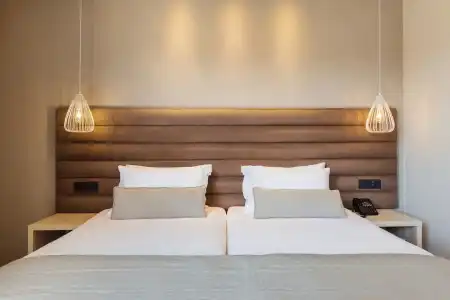 Alexandra Beach Resort & Spa - 80