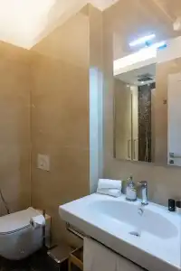 Kairos by Florence Art Apartments - 249
