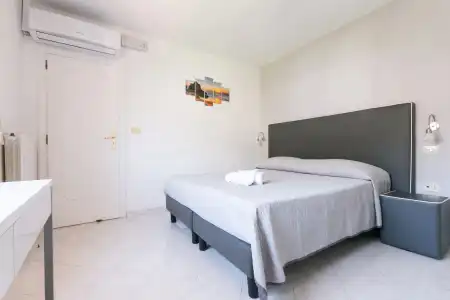 Sisters Hostel - 28