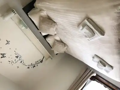 Breeze Guest House - 1