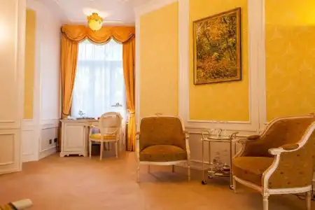 TB Palace & Spa - 73
