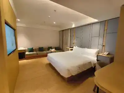 Ji Guangzhou Sports Center Tianhe North Road - 53