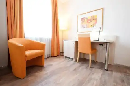 Bayerischer Hof - 49