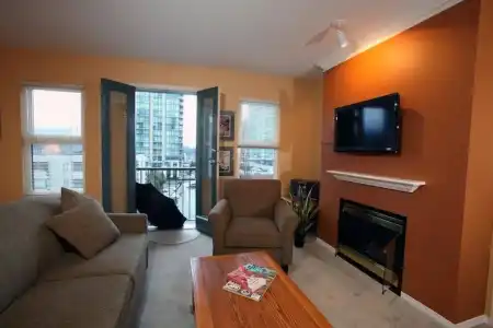 Times Square Suites - 28