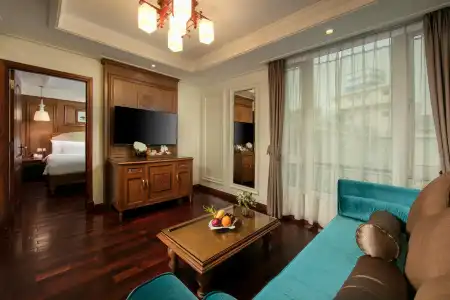 Hanoi Pearl - 211