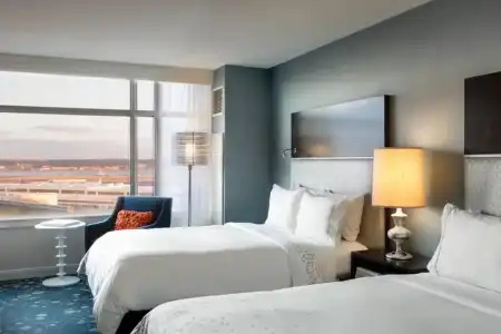 Renaissance Arlington Capital View - 69