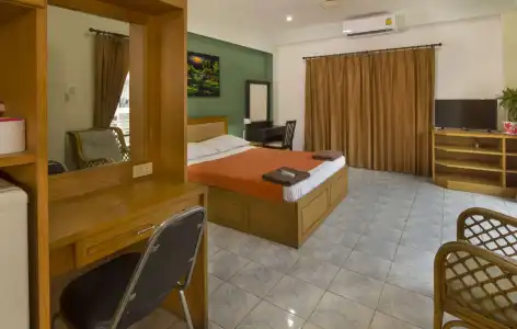 Traveller's Rest Sports Bar - 2