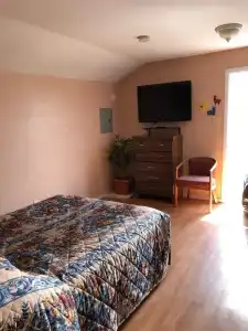 Hillside Motel - 34