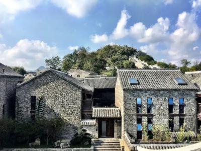Ven Courtyard - 12