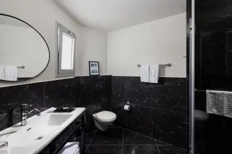Play Seaport Suite Tlv - 49