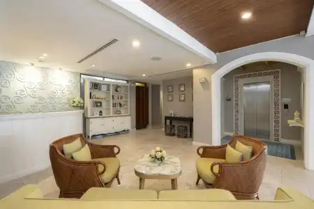 La Petite Salil Sukhumvit 8 - 49