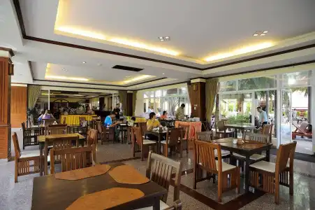 Baumanburi Patong - 28