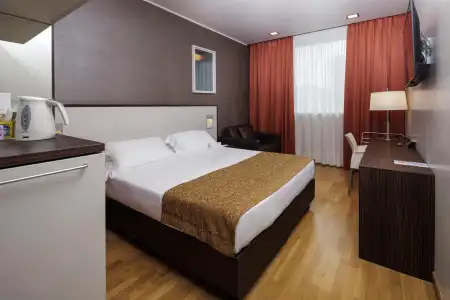 Best Western Falck Village - 56