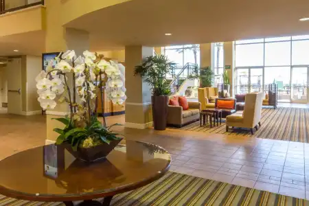Grand Pacific Palisades - 15