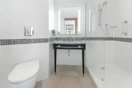 Hampton by Hilton London Waterloo - 32
