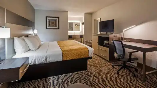 Best Western Central Inn - 46