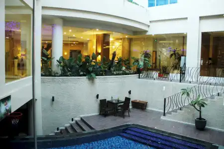 Cavinton Malioboro Yogyakarta by Tritama Hospitality - 31