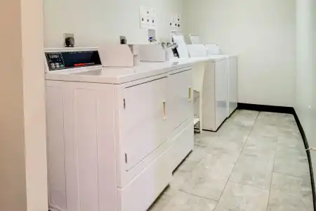 Quality Inn & Suites Lincoln I-93 - 25