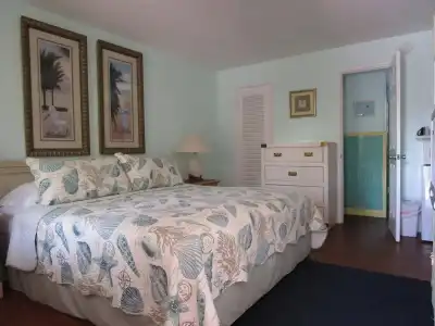 Seahorse Guesthouse - 11