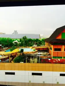 Mall Suites - 50
