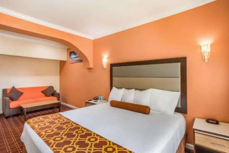 Rodeway Inn & Suites Pasadena - 46