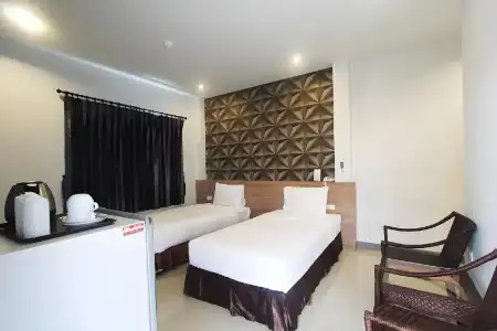 Seree Grand Resort - 2
