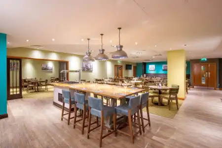 Premier Inn London City - Tower Hill - 25