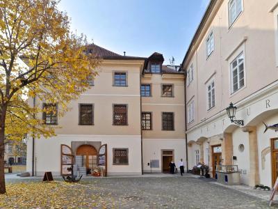 Old Town Boutique Apartments - 0