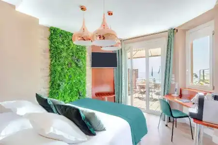 Best Western Plus La Rade - 41