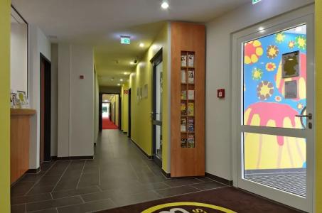 B&B Bielefeld-City - 16