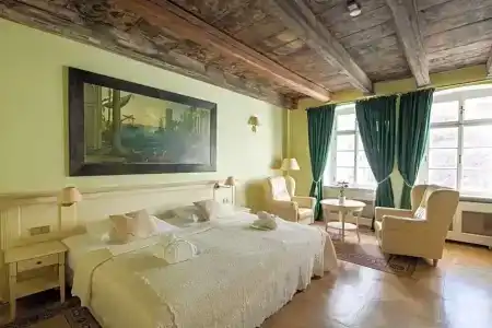 Tyn Yard Residence - 90