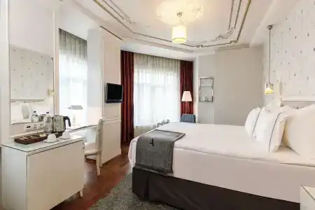 Amira Istanbul - 43