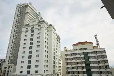 Van Nam - 30