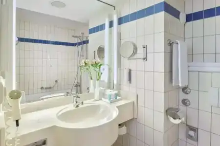Dorint An den Westfalenhallen Dortmund - 42