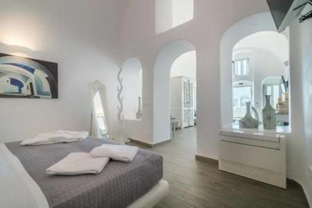 Angel Luxury Suites - 40