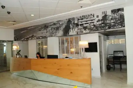 Maxim Tel Aviv - 1
