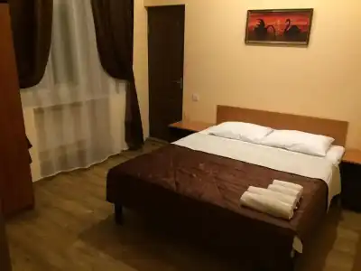 Tsisar Bankir - 25