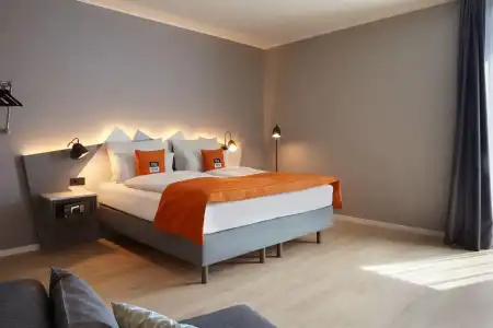 Holiday Inn - the niu, Hub Dusseldorf Messe by IHG - 12
