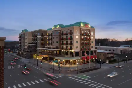 Inn at 500 Capitol - 19