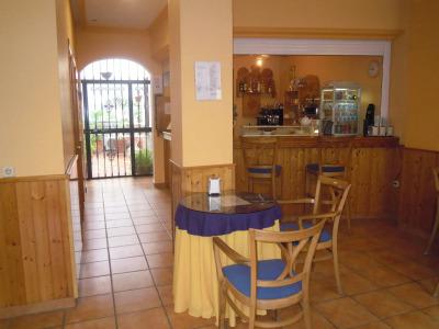 Hostal Moscatel - 20