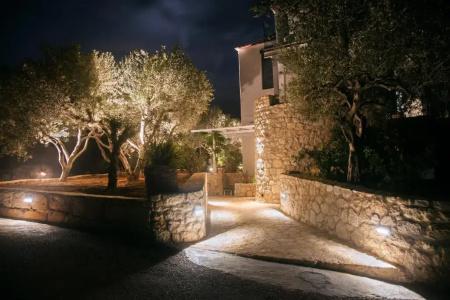 Artemis Village Apartments & Studios - 67